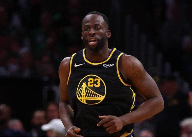 勇士内讧旧事重提，追梦格林野球打铁集锦成社媒笑柄