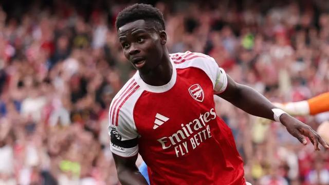 阿森纳年轻锋线的明争暗斗：萨卡路线图上的两大接班人