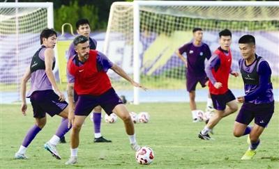 中超联赛第24轮：争冠球队尴尬的抉择与伤病泥潭