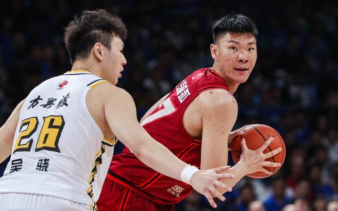 北京首钢顶薪球员范子铭表现断崖式下滑，能否撑起王朝重任成疑问