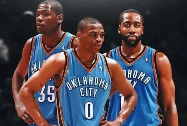 杜兰特续约火箭年薪超6000万，三少境遇天壤之别哈登威少尴尬成焦点