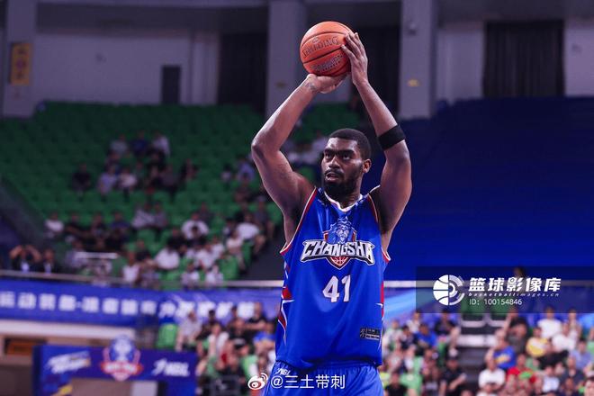 浙江男篮四大外援集结完毕，冲击CBA前四强引爆期待