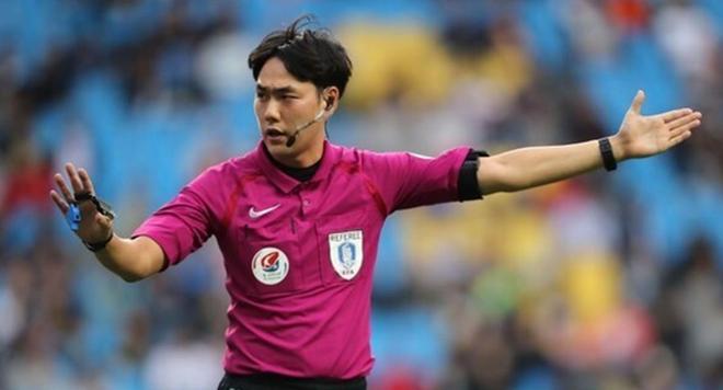 亚冠海港对决神户裁判全是韩国人，裁判组阵容引发关注