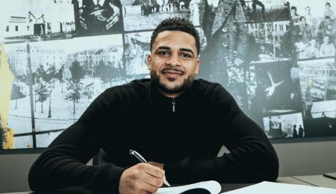 英超布伦特福德锁定多特年轻左后卫卡巴尔，2000万欧转会风云再起