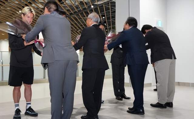 中日冠军对撞，亚冠首轮上海海港迎战神户胜利船，巴西外援成焦点