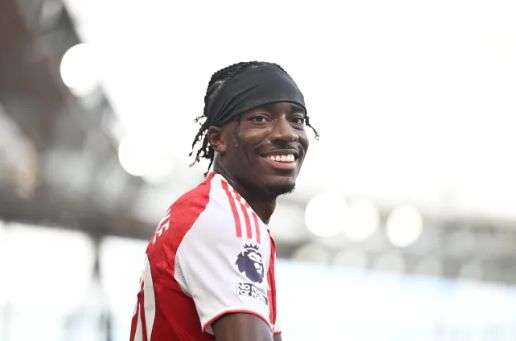 费迪南德高调撑马杜埃凯，喊话戏耍阿森纳质疑声