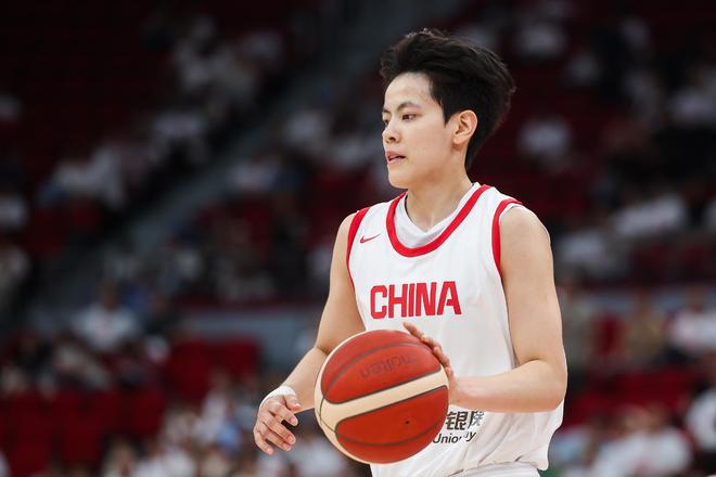 中国女篮热身赛再胜尤文图特 杨舒予变身助攻王不光刷分