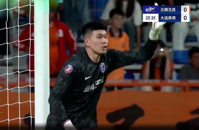 中超大连英博1-1战平云南玉昆，半场领先却丢分难逃尴尬