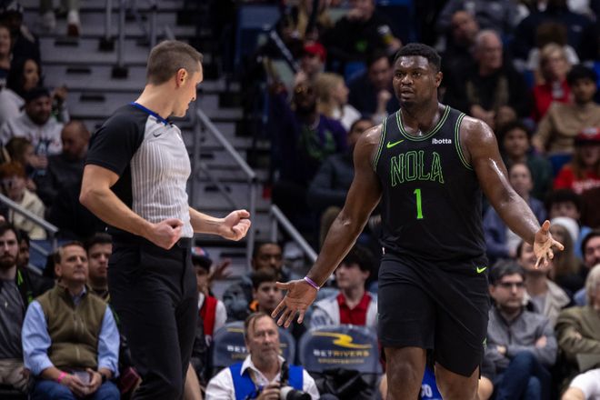 鹈鹕主帅狂赞锡安潜力巨大，他能否成就NBA新王者？