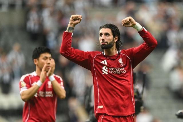 英超利物浦半场完胜埃弗顿，索博斯洛伊表现亮眼