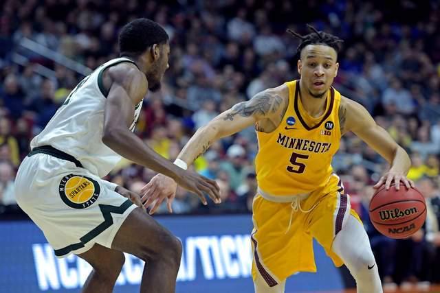 科菲的NBA梦碎：你以为场均9分就稳了？3D锋线市场残酷透视