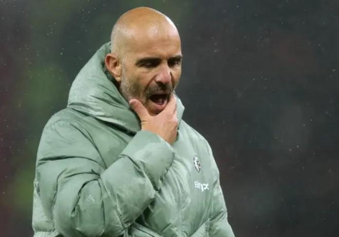 英超十人大战曼联胜切尔西，马雷斯卡换人策略被鲁尼墨菲狂喷