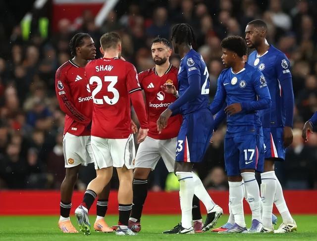 曼联主场力挫切尔西，多古终于打破助攻荒，红魔歇斯底里复活？