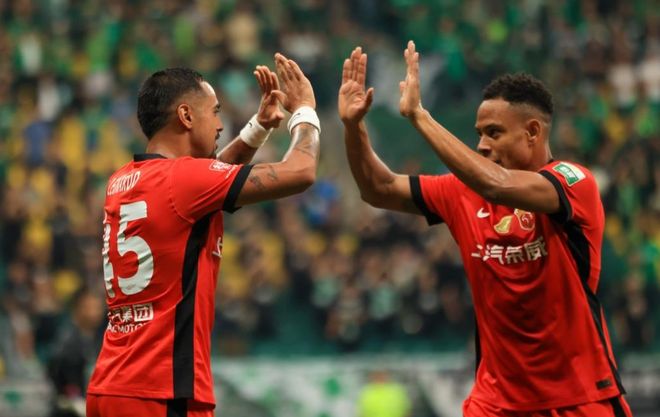 中超焦点战点评：北京国安三连败真相，莱昂纳多成海港克星