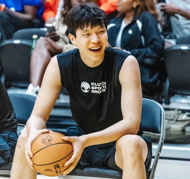 利拉德回归波特兰，杨瀚森新赛季能否撑起开拓者？别天真了