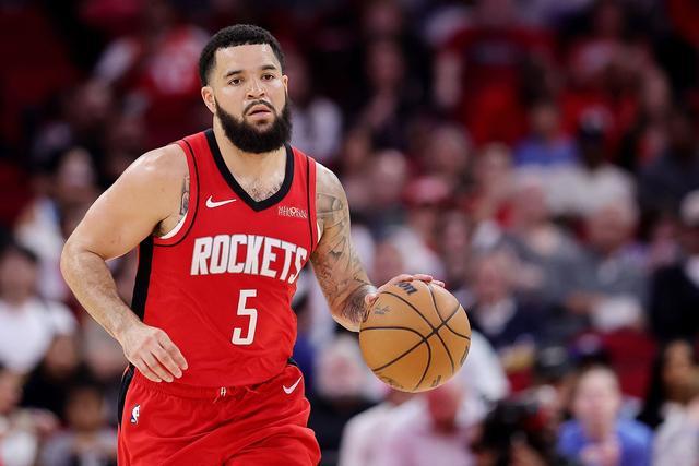 火箭队打铁还能坚持吗？范弗里特重伤传球荒雪上加霜