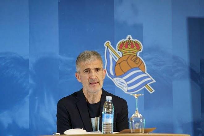 维拉换帅风波又起，皇家社会奥拉贝成热门接班人，球队难题仍待解