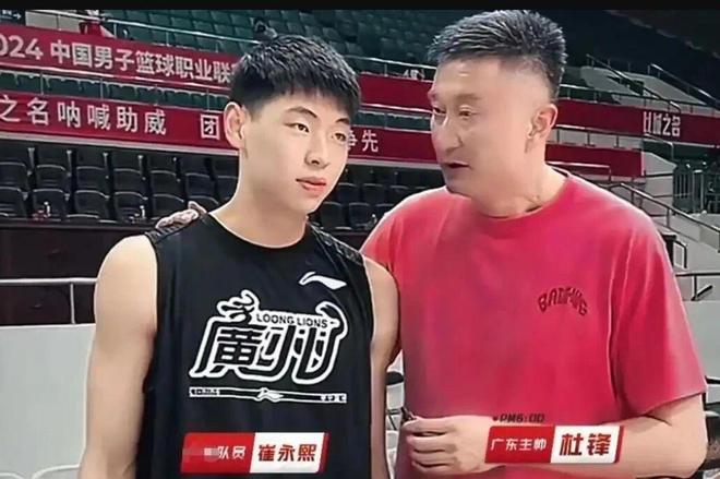 广东男篮锁定崔永熙四年B类合同，年轻阵容意味着争冠野心不减