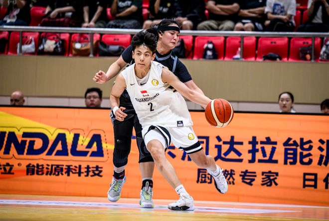 广东女篮迎亚洲女子篮球联赛开门红，实力碾压蒙古冠军球队