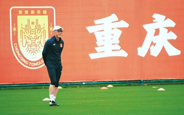 张外龙强势回归重庆铜梁龙，韩国德比战引爆中甲冲超大战