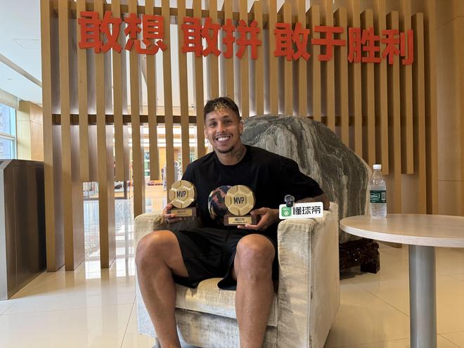 克雷桑中超连战连捷，MVP荣誉背后的真实表现与球队现状