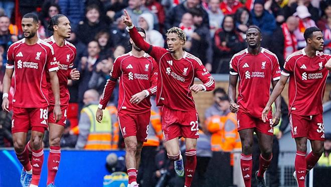 利物浦成为英超冠军的同时，英格兰国家队正深陷本土人才荒