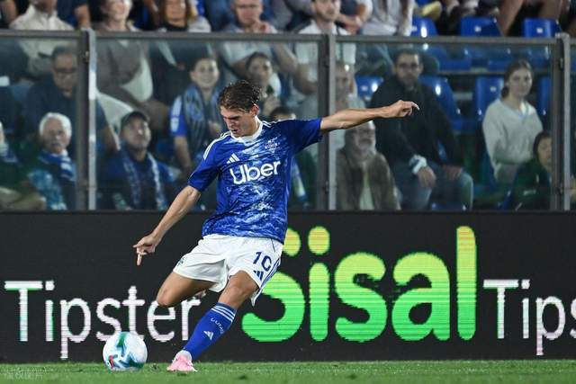 意大利杯科莫对阵萨索洛：升班马的阶层战争，年轻球队能否摆脱中游魔咒？