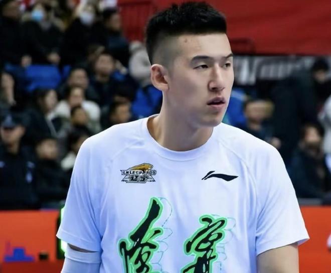 付豪瘦身大计奏效 辽宁男篮新赛季能否靠速度拼出名堂？