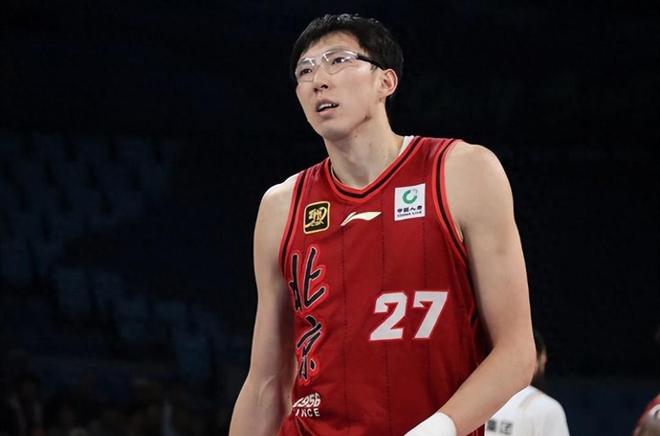 周琦离开NBA真相大揭秘，杨毅观点引发热议，国篮梦碎or现实选择？