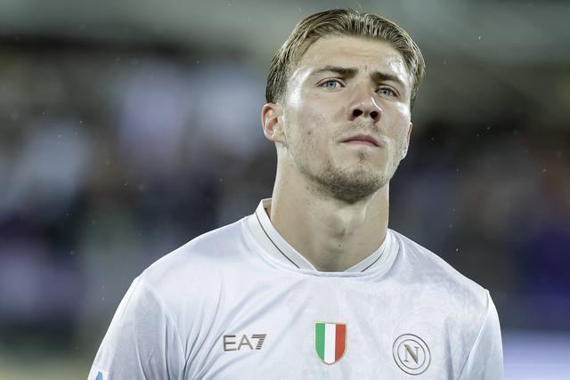 霍伊伦：别提米兰了，我在那不勒斯才是真正的主角