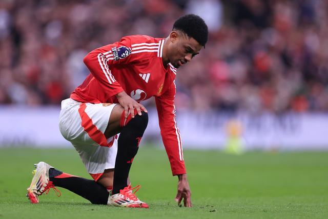 阿莫林谈阿玛德缺阵曼联战布伦特福德，情感与胜利双重压力下的英超对决