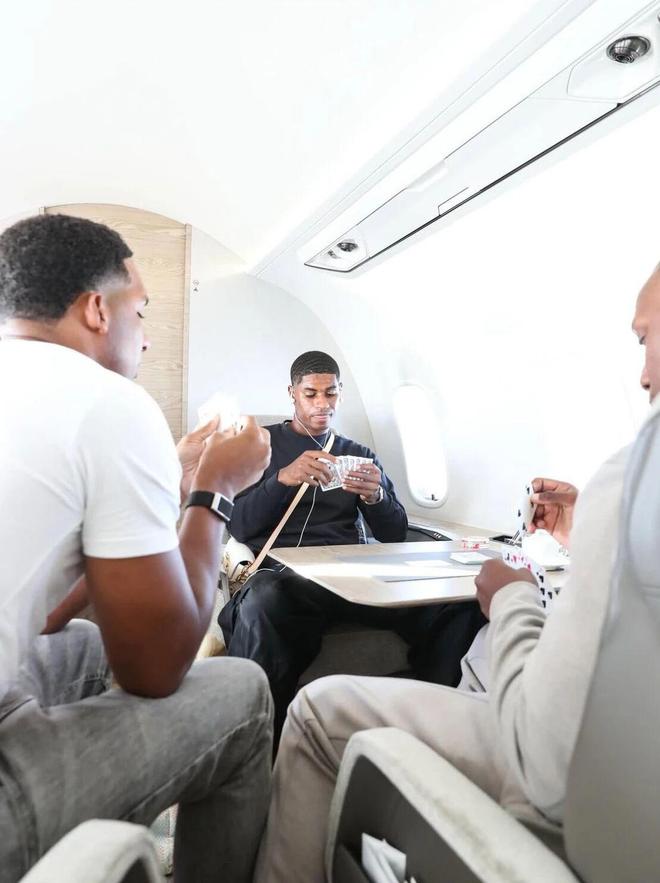 巴萨拉什福德转会谈判再拖延，买断时机未到真相几何？