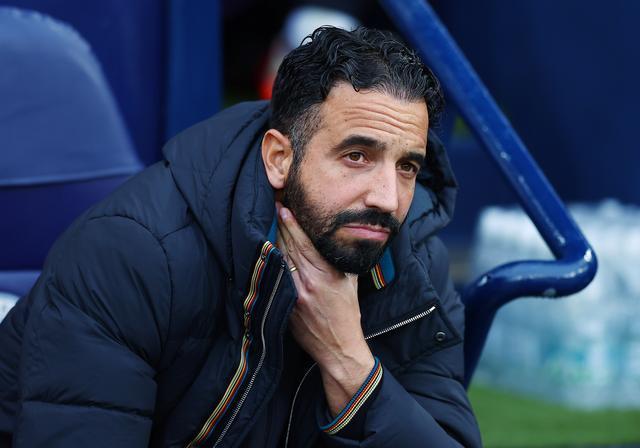 曼联连败阴影挥之不去,英超客场7场不胜激起球迷吐槽风暴