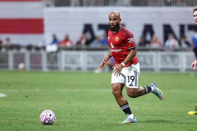 英超风云再起 布伦特福德主帅直言姆伯莫是双刃剑