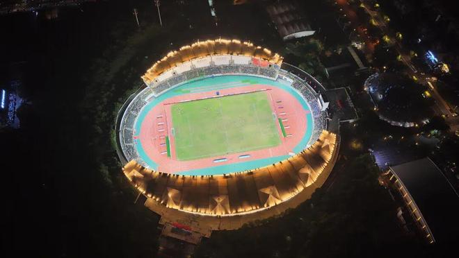 湘超联赛益阳队主场2:0不敌郴州，热血青年虽败犹荣