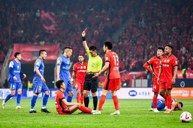 李帅上港百场进球破门助力逆转，续约悬念即将揭晓