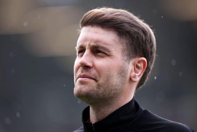 布莱顿3比1逆袭切尔西，许尔策勒赛后独到点评不必太抬切尔西