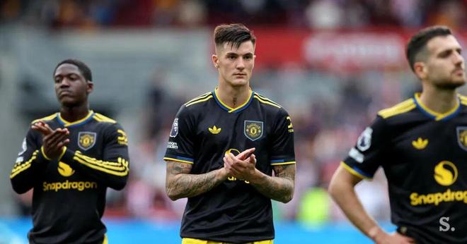 曼联新三叉戟成笑柄，库尼亚连场哑火还不识抄作业？