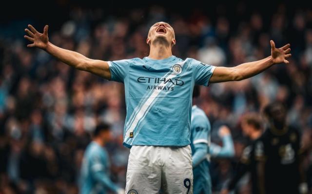 瓜迪奥拉巧破难啃骨头,曼城联赛杯大胜伯恩利显露实力复苏