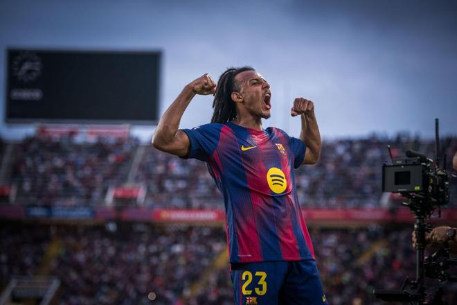 巴萨又来秀纪录，连续44场得分追平球队历史  这波算稳了？