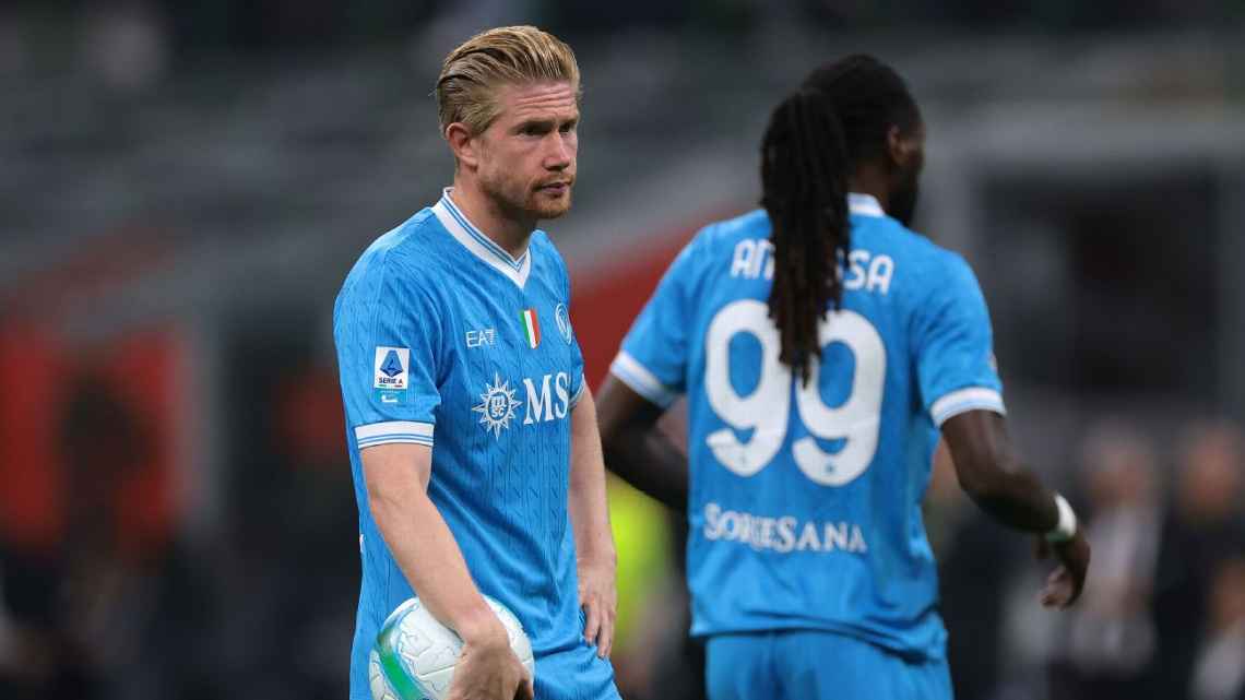 孔蒂要稳定球队氛围，迪布劳内替补炸锅，欧冠首秀波折多