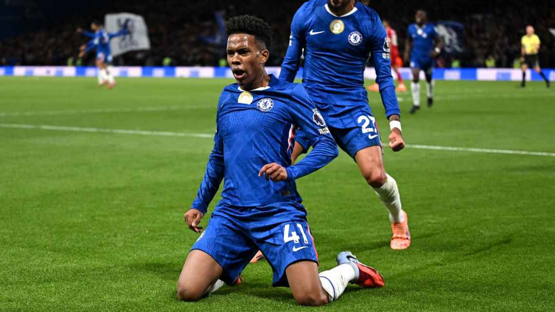 切尔西绝杀利物浦，18岁新星Estêvão成最大惊喜