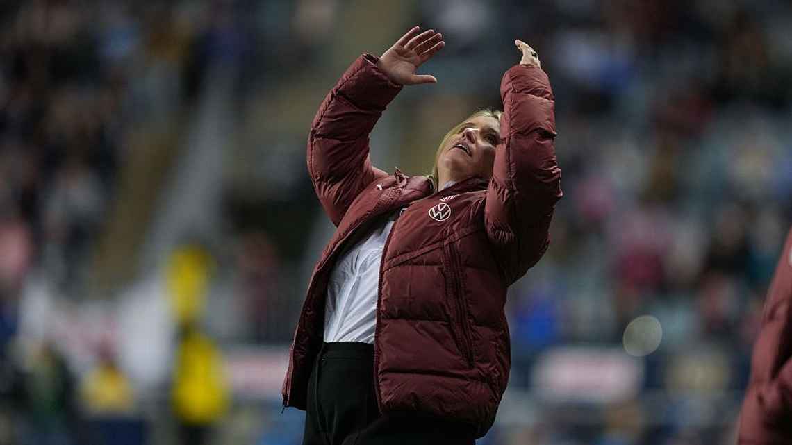 踢出联赛最烂一场！美国女足1-2惨遭葡萄牙爆冷，教练直接炸锅